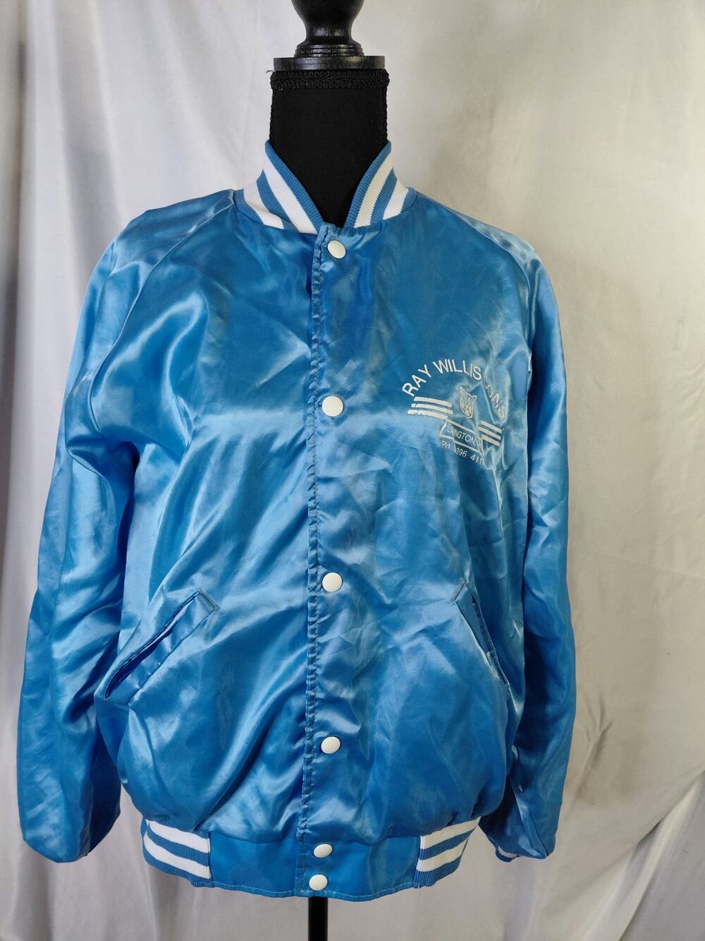 VINTAGE BABY BLUE WINDBREAKER